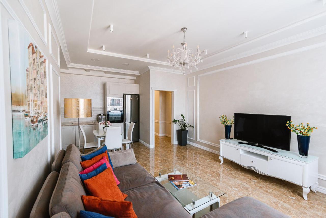Luxury For Business & Pleasure Royal 2 Apartment Kyiv Exterior photo